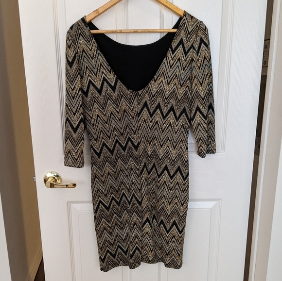 Gold and black sparkly dress - Picture 3 of 3